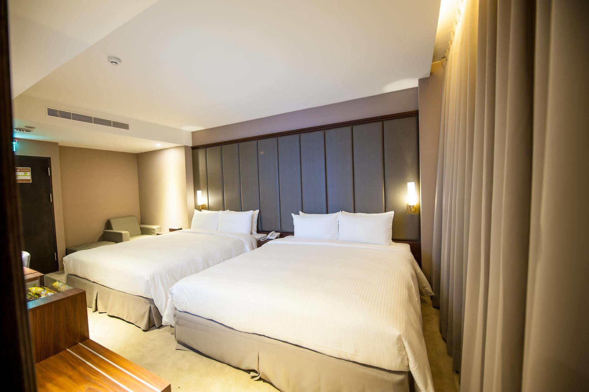 Wish Inn Hotel Kaohsiung Exterior foto